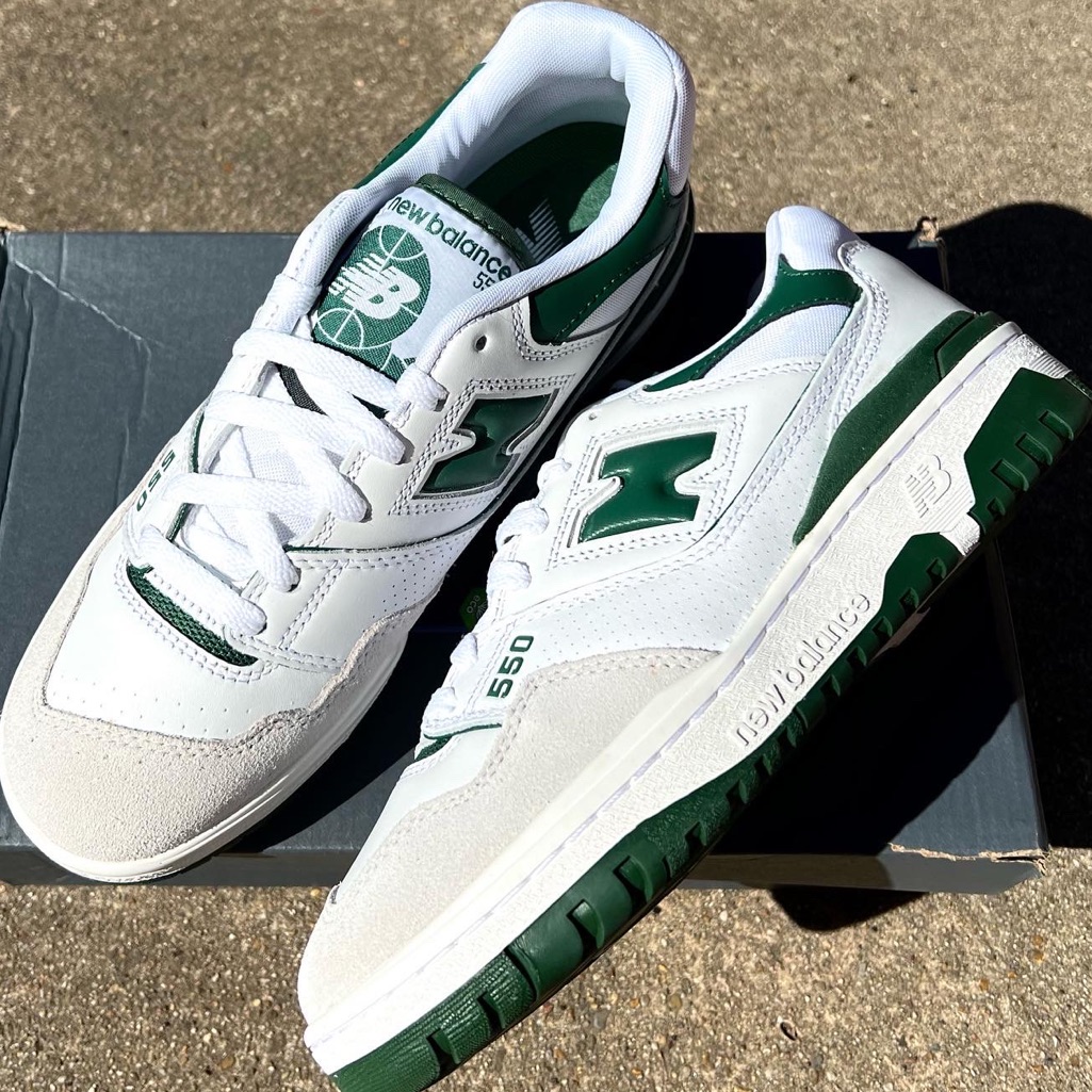 New In Box New Balance 500 White Green